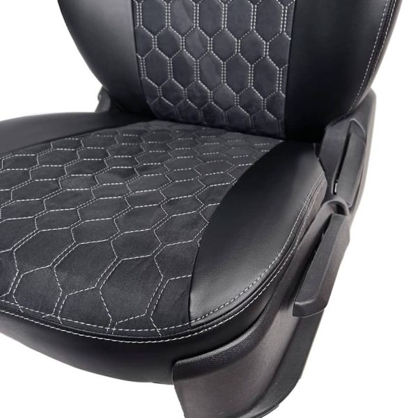 Чехлы Алькантара на Renault Arkana Чехлы Алькантара на Renault Arkana