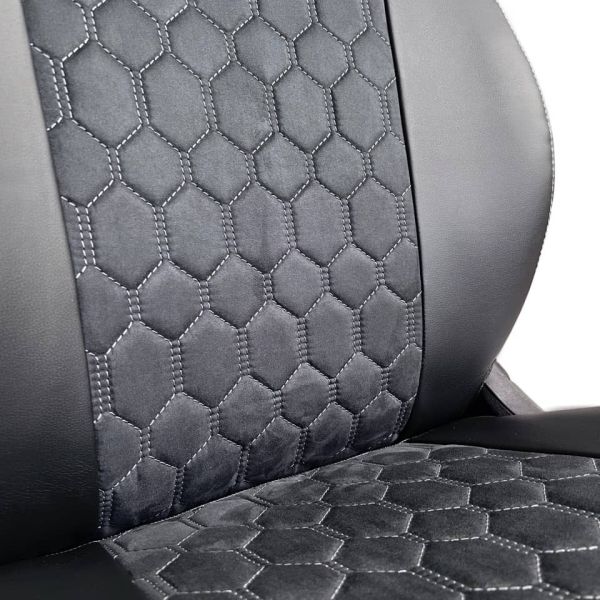 Чехлы Алькантара на Renault Arkana Чехлы Алькантара на Renault Arkana