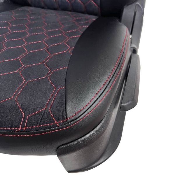 Чехлы Алькантара на Renault Arkana Чехлы Алькантара на Renault Arkana