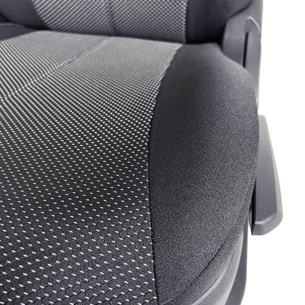 Чехлы из Жаккарда на Renault Kaptur с 2016+ Чехлы из Жаккарда на Renault Kaptur с 2016+